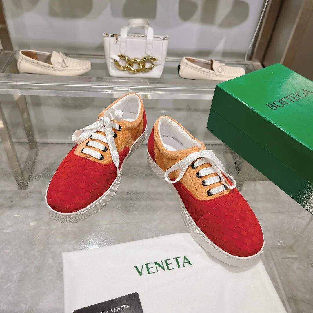 [BV] Top P: 740💰Size for couples: 35-44 (Female 40, Male 38 45, custom-made and non-returnable) Bottega Veneta classic woven strap casual shoes are made of imported high-quality materials, [Rose][Rose]! Purely hand-woven and operated, the original board is reproduced one-to-one! quality assurance!